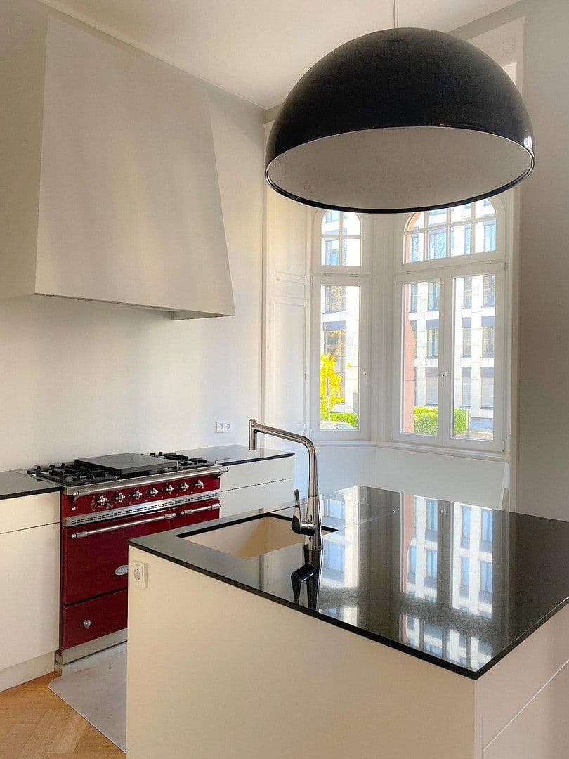 Prodej bytu 6+kk 220 m², Frankfurt, Hessen Prodej bytu 6+kk 220 m², Frankfurt, Hessen