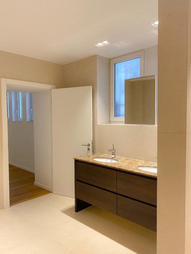 Prodej bytu 6+kk 220 m², Frankfurt, Hessen Prodej bytu 6+kk 220 m², Frankfurt, Hessen