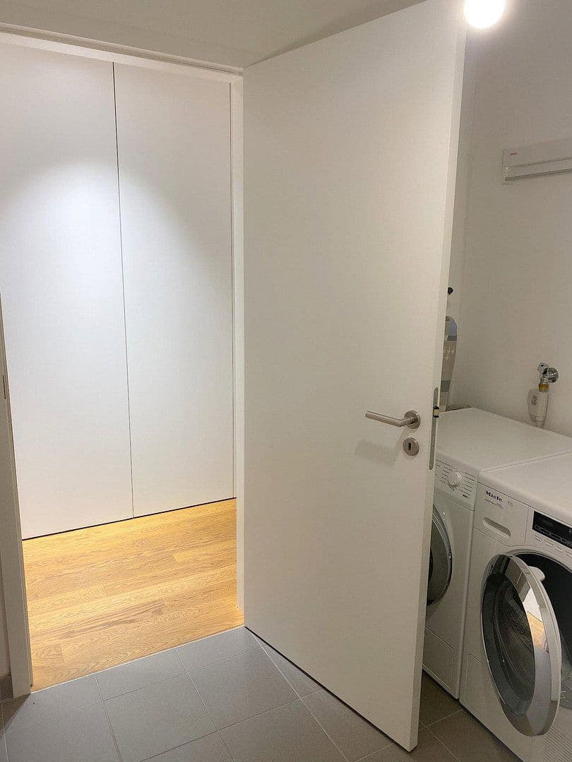 Prodej bytu 6+kk 220 m², Frankfurt, Hessen Prodej bytu 6+kk 220 m², Frankfurt, Hessen