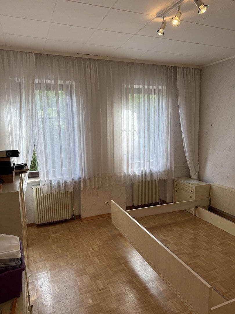Prodej domu 140 m², pozemek 775 m², Am Brünnchen 10, Saarbrücken, Země Sársko Prodej domu 140 m², pozemek 775 m², Am Brünnchen 10, Saarbrücken, Země Sársko