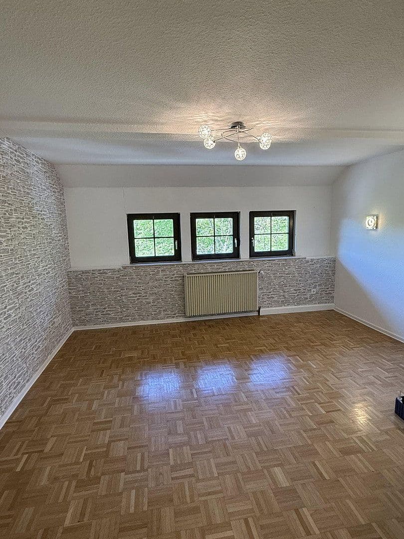 Prodej domu 140 m², pozemek 775 m², Am Brünnchen 10, Saarbrücken, Země Sársko Prodej domu 140 m², pozemek 775 m², Am Brünnchen 10, Saarbrücken, Země Sársko