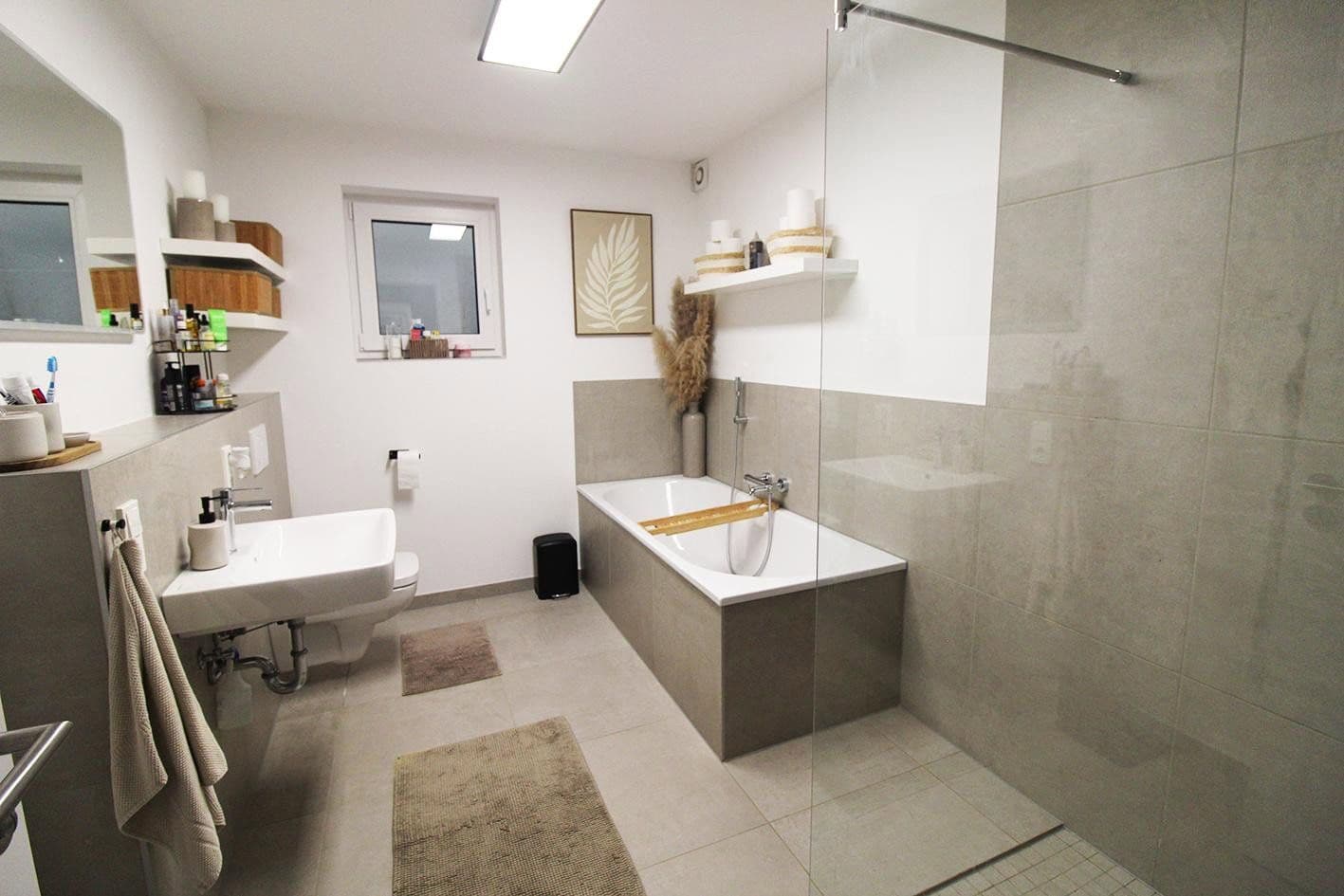 Pronájem domu 140 m², pozemek 600 m², Quellenweg 8, Neunkirchen-Seelscheid, Severní Porýní-Vestfálsko Pronájem domu 140 m², pozemek 600 m², Quellenweg 8, Neunkirchen-Seelscheid, Severní Porýní-Vestfálsko