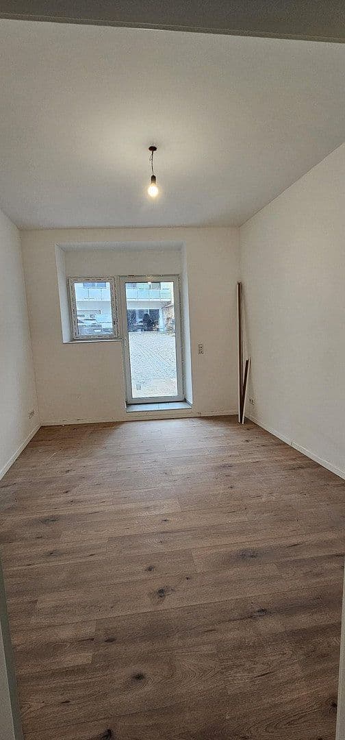 Pronájem bytu 3+1 62 m², Hauptstraße 59, Albersweiler, Porýní-Falc Pronájem bytu 3+1 62 m², Hauptstraße 59, Albersweiler, Porýní-Falc