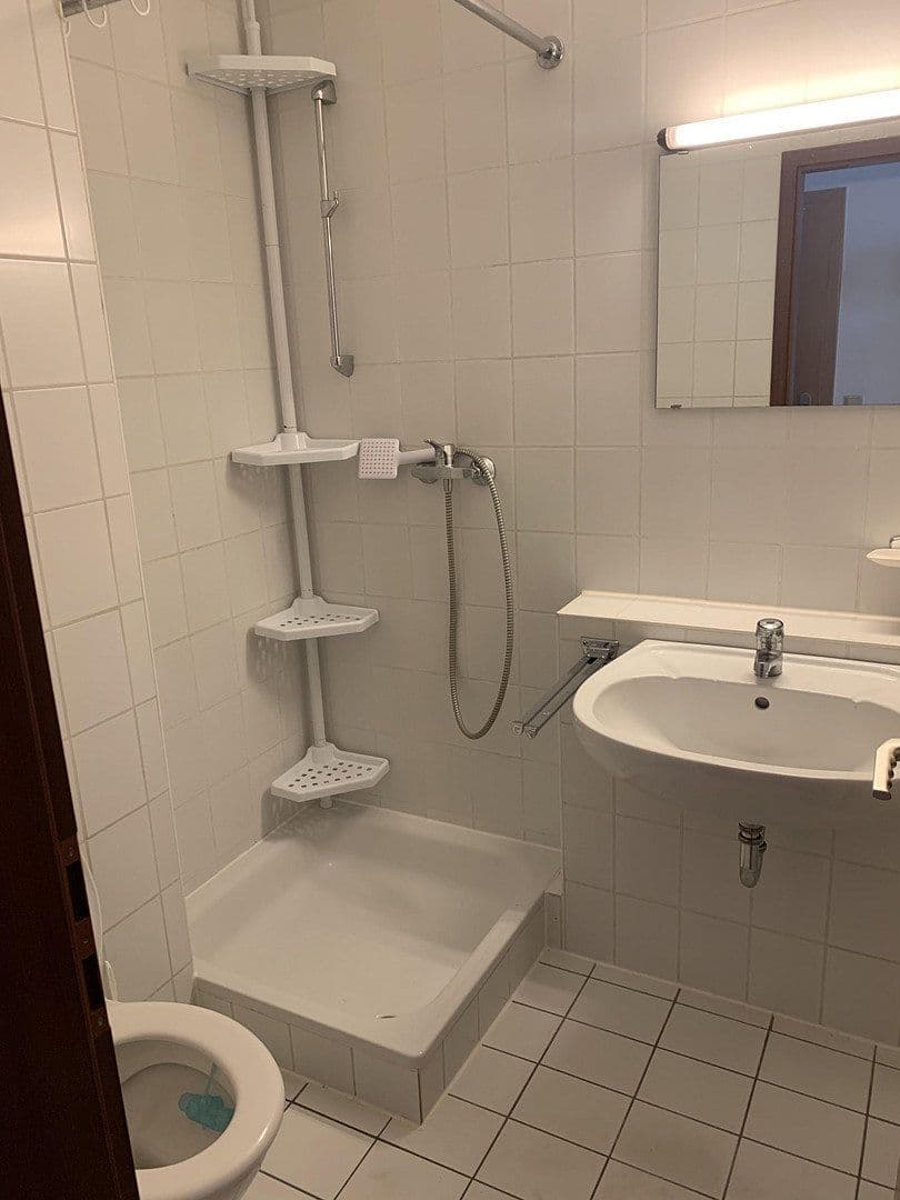 Pronájem bytu 1+1 45 m², Ludwigsburgerstrasse, Heilbronn, Bádensko-Württembersko Pronájem bytu 1+1 45 m², Ludwigsburgerstrasse, Heilbronn, Bádensko-Württembersko