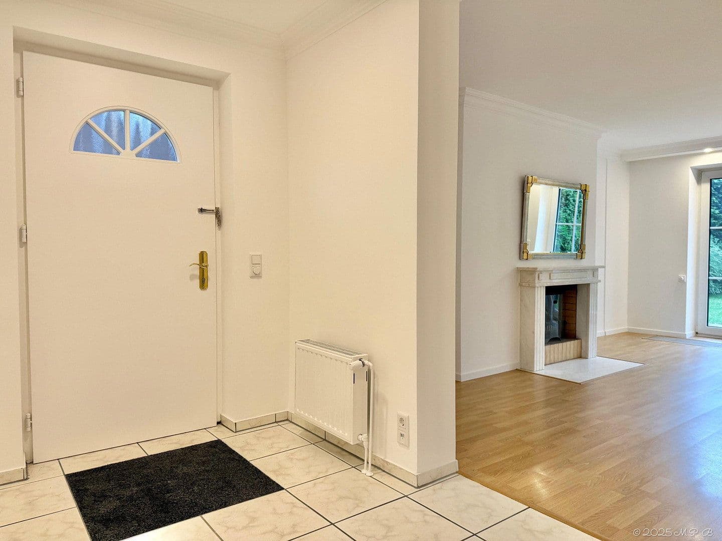 Prodej domu 213 m², pozemek 271 m², Rheinbrohler Weg 39, Düsseldorf, Severní Porýní-Vestfálsko Prodej domu 213 m², pozemek 271 m², Rheinbrohler Weg 39, Düsseldorf, Severní Porýní-Vestfálsko