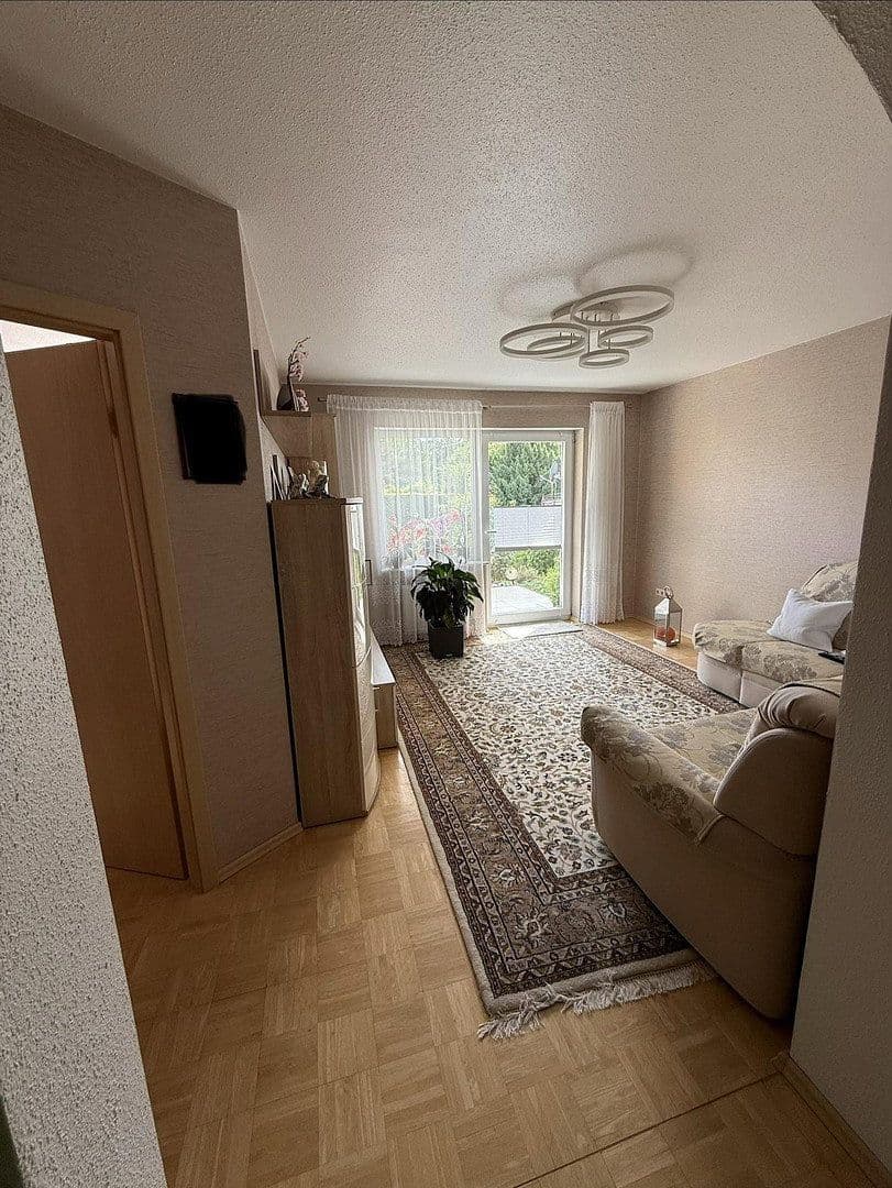 Prodej bytu 3+1 73 m², Neuwied, Porýní-Falc Prodej bytu 3+1 73 m², Neuwied, Porýní-Falc