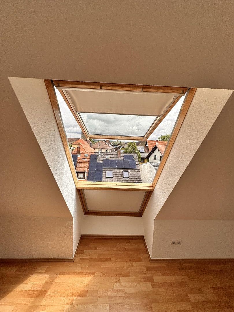 Pronájem bytu 2+1 71 m², Am Zehnt 9, Sinsheim, Bádensko-Württembersko Pronájem bytu 2+1 71 m², Am Zehnt 9, Sinsheim, Bádensko-Württembersko