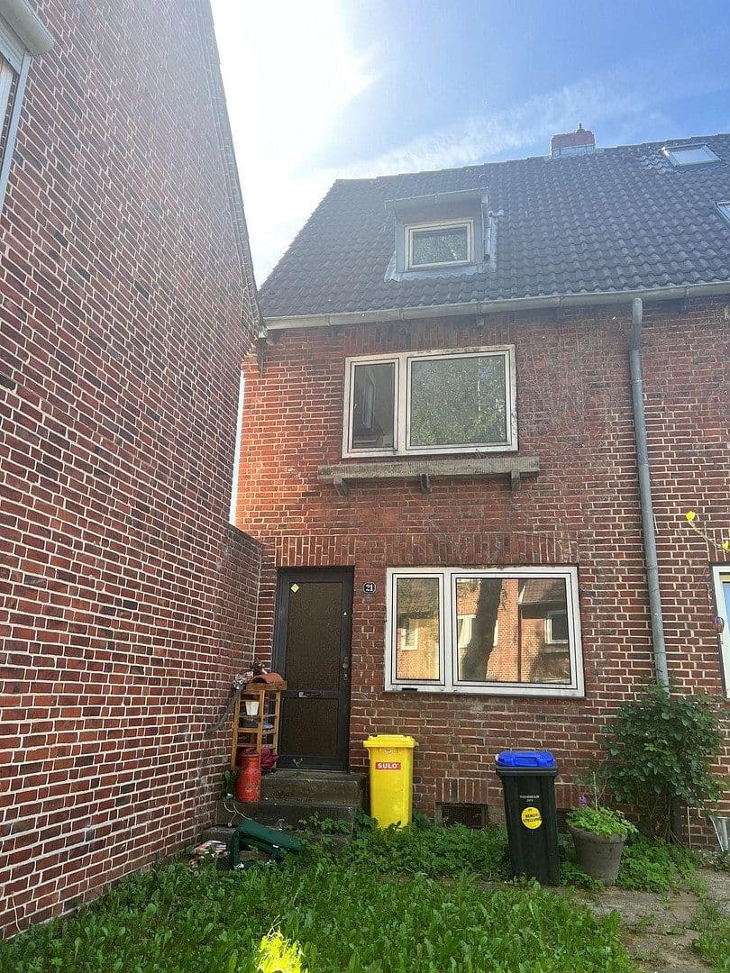 Prodej domu 81 m², pozemek 200 m², Salzburger Straße 21, Kiel, Šlesvicko-Holštýnsko Prodej domu 81 m², pozemek 200 m², Salzburger Straße 21, Kiel, Šlesvicko-Holštýnsko