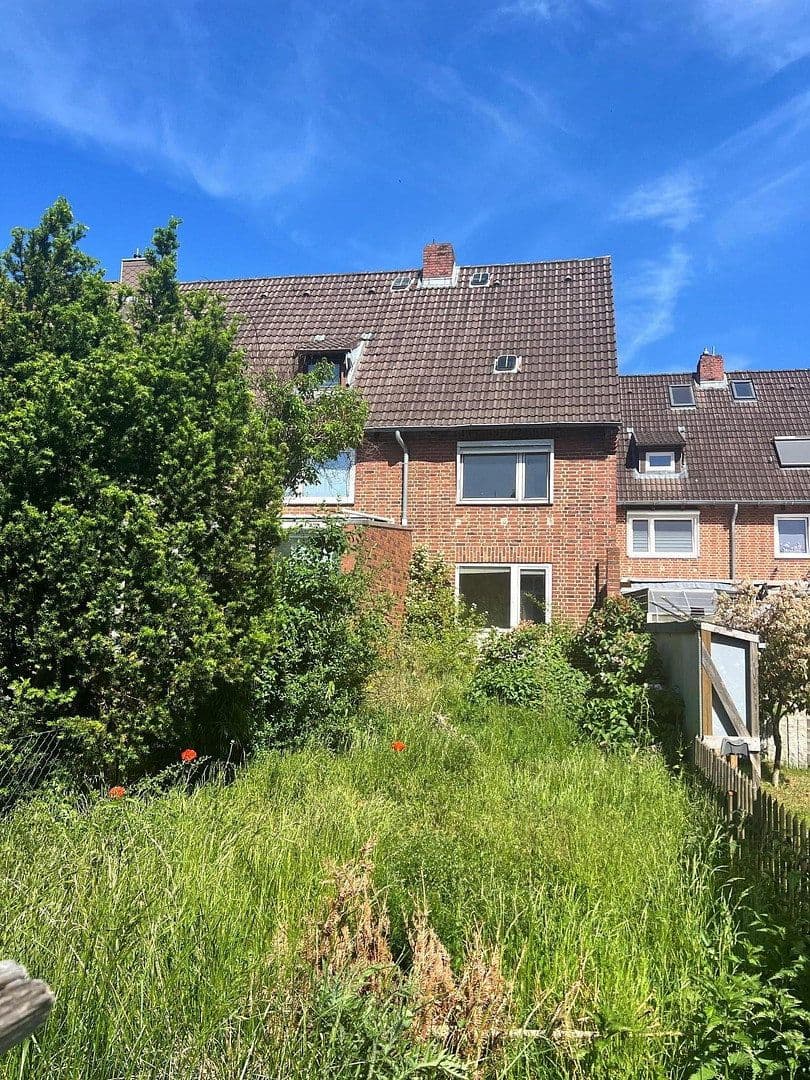Prodej domu 81 m², pozemek 200 m², Salzburger Straße 21, Kiel, Šlesvicko-Holštýnsko Prodej domu 81 m², pozemek 200 m², Salzburger Straße 21, Kiel, Šlesvicko-Holštýnsko