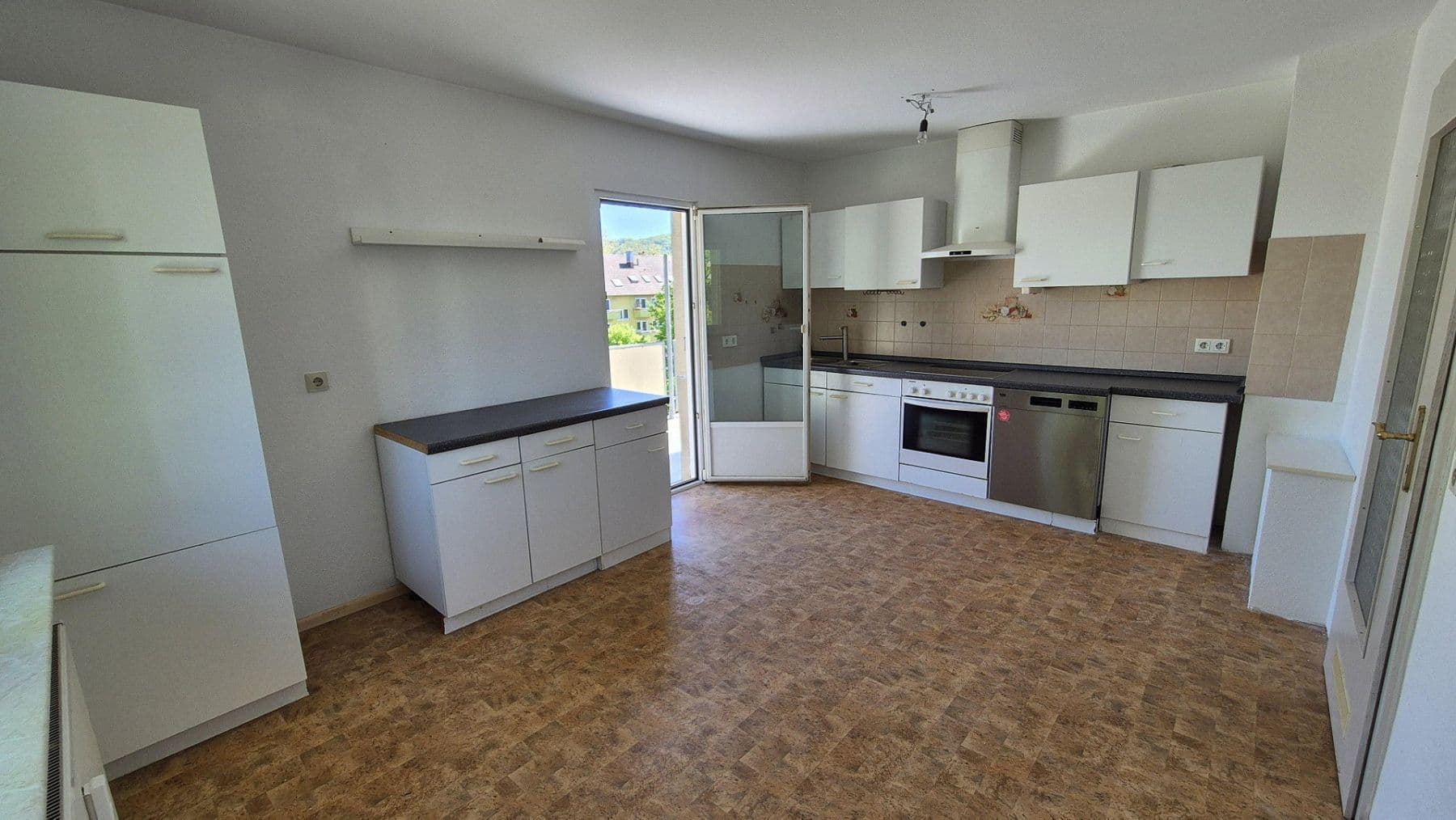 Pronájem bytu 3+1 113 m², Bad Säckingen, Bádensko-Württembersko Pronájem bytu 3+1 113 m², Bad Säckingen, Bádensko-Württembersko