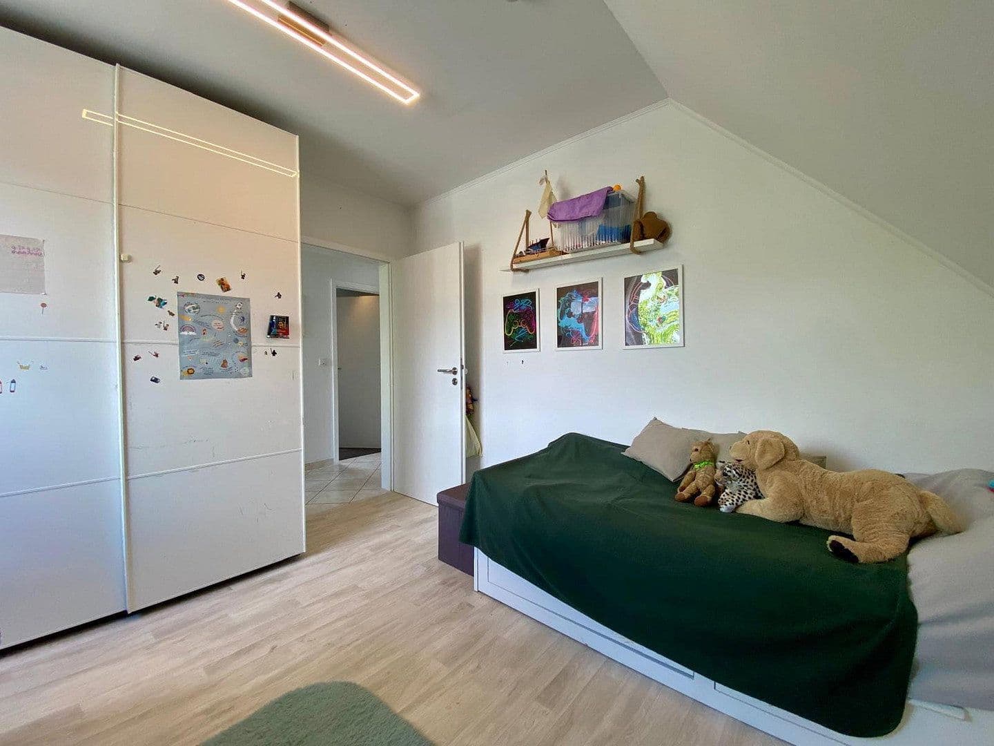 Prodej domu 123 m², pozemek 462 m², Ansgarstraße 145b, Elmshorn, Šlesvicko-Holštýnsko Prodej domu 123 m², pozemek 462 m², Ansgarstraße 145b, Elmshorn, Šlesvicko-Holštýnsko