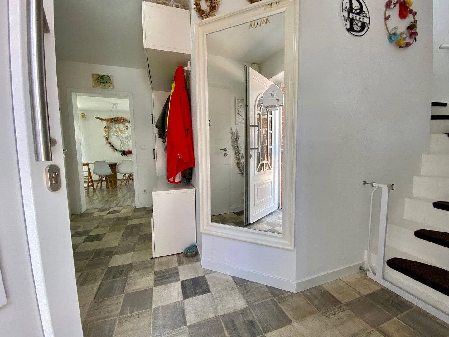 Prodej domu 123 m², pozemek 462 m², Ansgarstraße 145b, Elmshorn, Šlesvicko-Holštýnsko Prodej domu 123 m², pozemek 462 m², Ansgarstraße 145b, Elmshorn, Šlesvicko-Holštýnsko