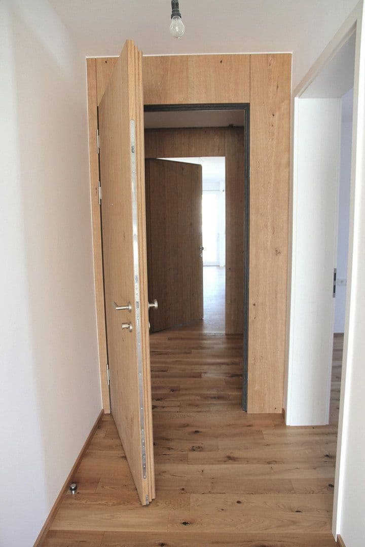 Pronájem bytu 3+kk 90 m², Kinzigstraße 33, Hausach, Bádensko-Württembersko Pronájem bytu 3+kk 90 m², Kinzigstraße 33, Hausach, Bádensko-Württembersko