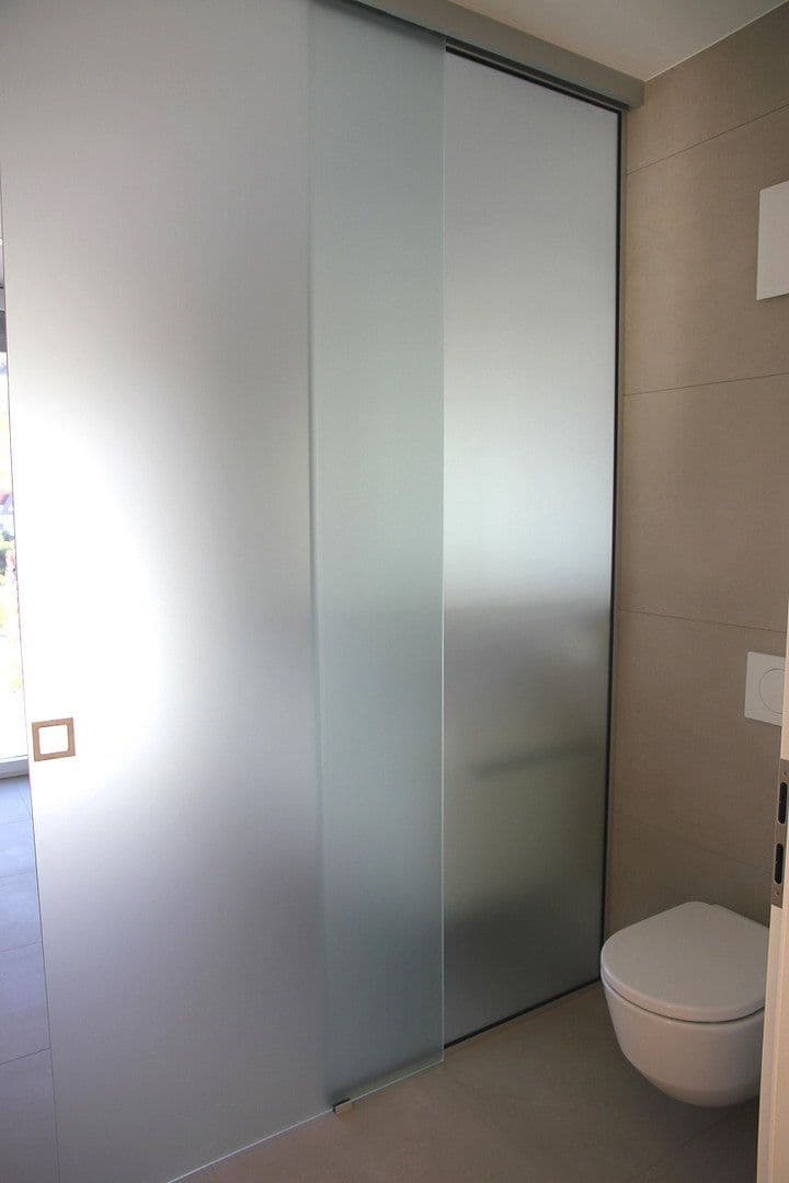 Pronájem bytu 3+kk 90 m², Kinzigstraße 33, Hausach, Bádensko-Württembersko Pronájem bytu 3+kk 90 m², Kinzigstraße 33, Hausach, Bádensko-Württembersko