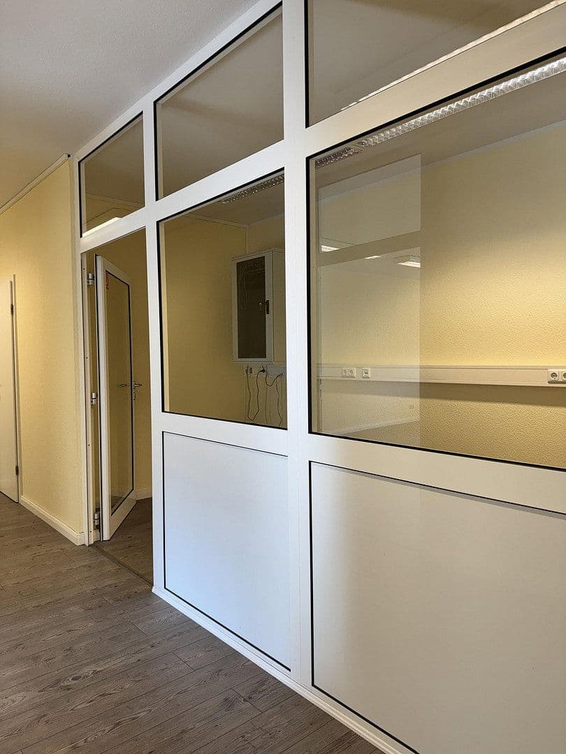 Pronájem kanceláře 117 m², Wallstraße 1, Winsen (Luhe), Dolní Sasko Pronájem kanceláře 117 m², Wallstraße 1, Winsen (Luhe), Dolní Sasko