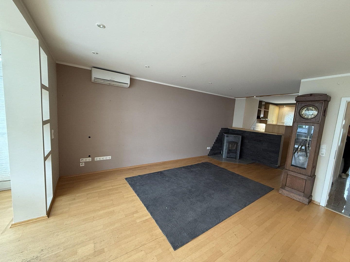 Prodej domu 124 m², pozemek 289 m², Rodenbach, Hessen Prodej domu 124 m², pozemek 289 m², Rodenbach, Hessen