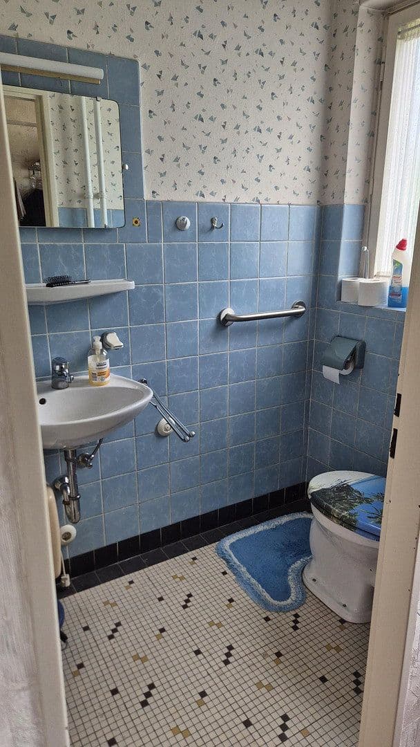 Prodej domu 150 m², pozemek 924 m², Keplerstraße 22, Fürth, Bavorsko Prodej domu 150 m², pozemek 924 m², Keplerstraße 22, Fürth, Bavorsko