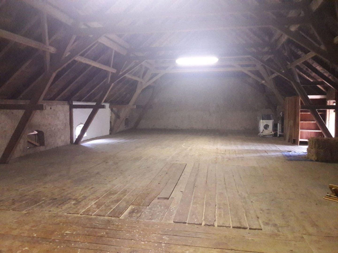 Pronájem nebytového prostoru 200 m², Neuhausen/Erzgebirge, Sasko Pronájem nebytového prostoru 200 m², Neuhausen/Erzgebirge, Sasko