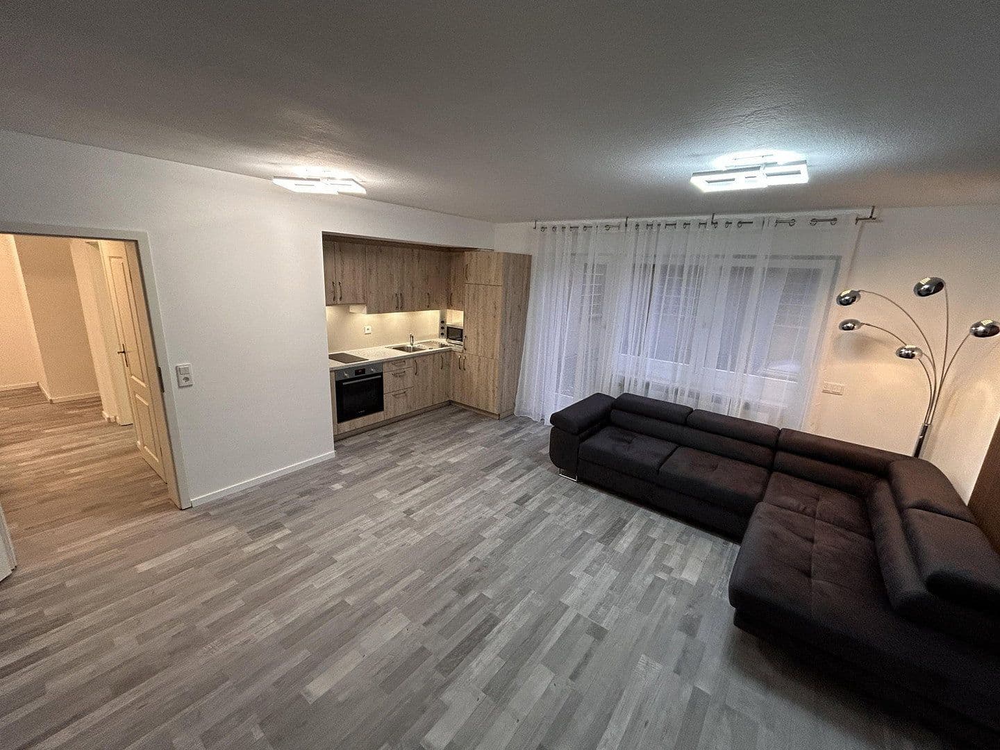 Pronájem bytu 1+1 39 m², Engelhardweg 5, Weinsberg, Bádensko-Württembersko Pronájem bytu 1+1 39 m², Engelhardweg 5, Weinsberg, Bádensko-Württembersko