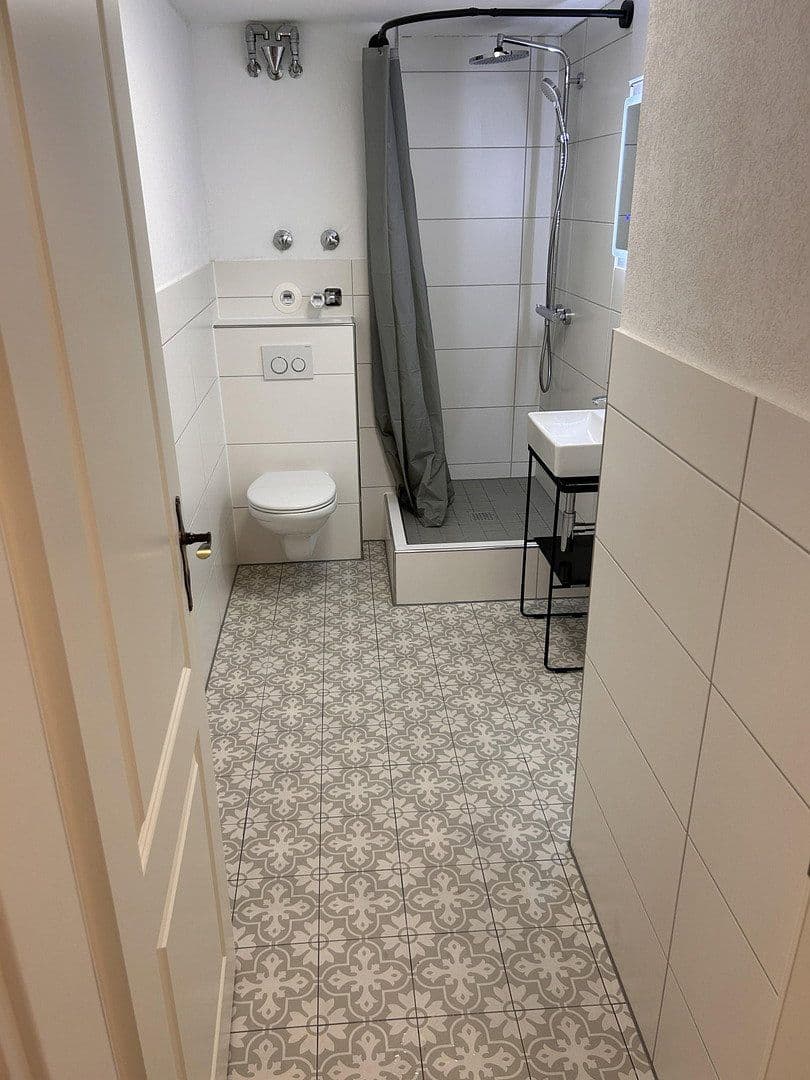 Pronájem bytu 1+1 39 m², Engelhardweg 5, Weinsberg, Bádensko-Württembersko Pronájem bytu 1+1 39 m², Engelhardweg 5, Weinsberg, Bádensko-Württembersko