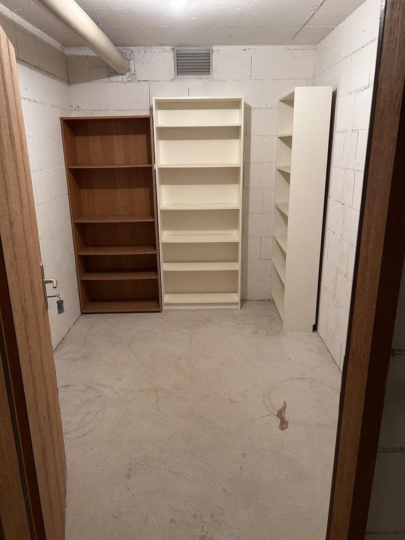 Pronájem bytu 1+1 39 m², Engelhardweg 5, Weinsberg, Bádensko-Württembersko Pronájem bytu 1+1 39 m², Engelhardweg 5, Weinsberg, Bádensko-Württembersko