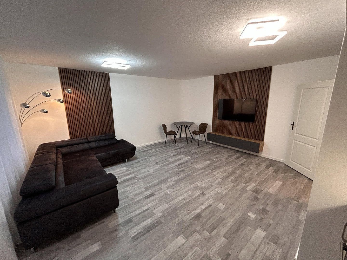 Pronájem bytu 1+1 39 m², Engelhardweg 5, Weinsberg, Bádensko-Württembersko Pronájem bytu 1+1 39 m², Engelhardweg 5, Weinsberg, Bádensko-Württembersko