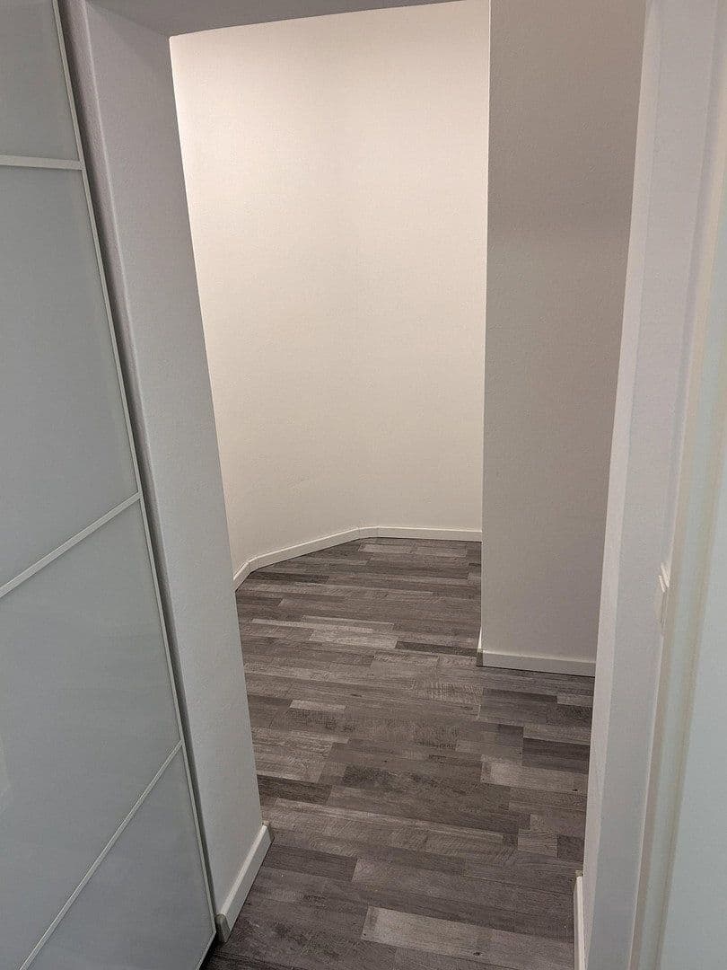 Pronájem bytu 1+1 39 m², Engelhardweg 5, Weinsberg, Bádensko-Württembersko Pronájem bytu 1+1 39 m², Engelhardweg 5, Weinsberg, Bádensko-Württembersko