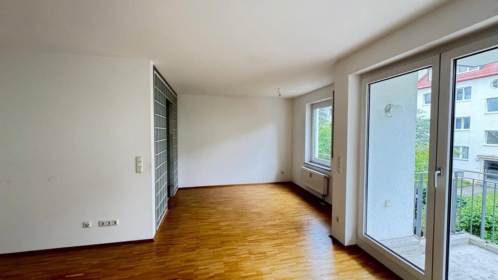 Pronájem bytu 2+1 55 m², Methfesselstr. 3, München, Bavorsko Pronájem bytu 2+1 55 m², Methfesselstr. 3, München, Bavorsko