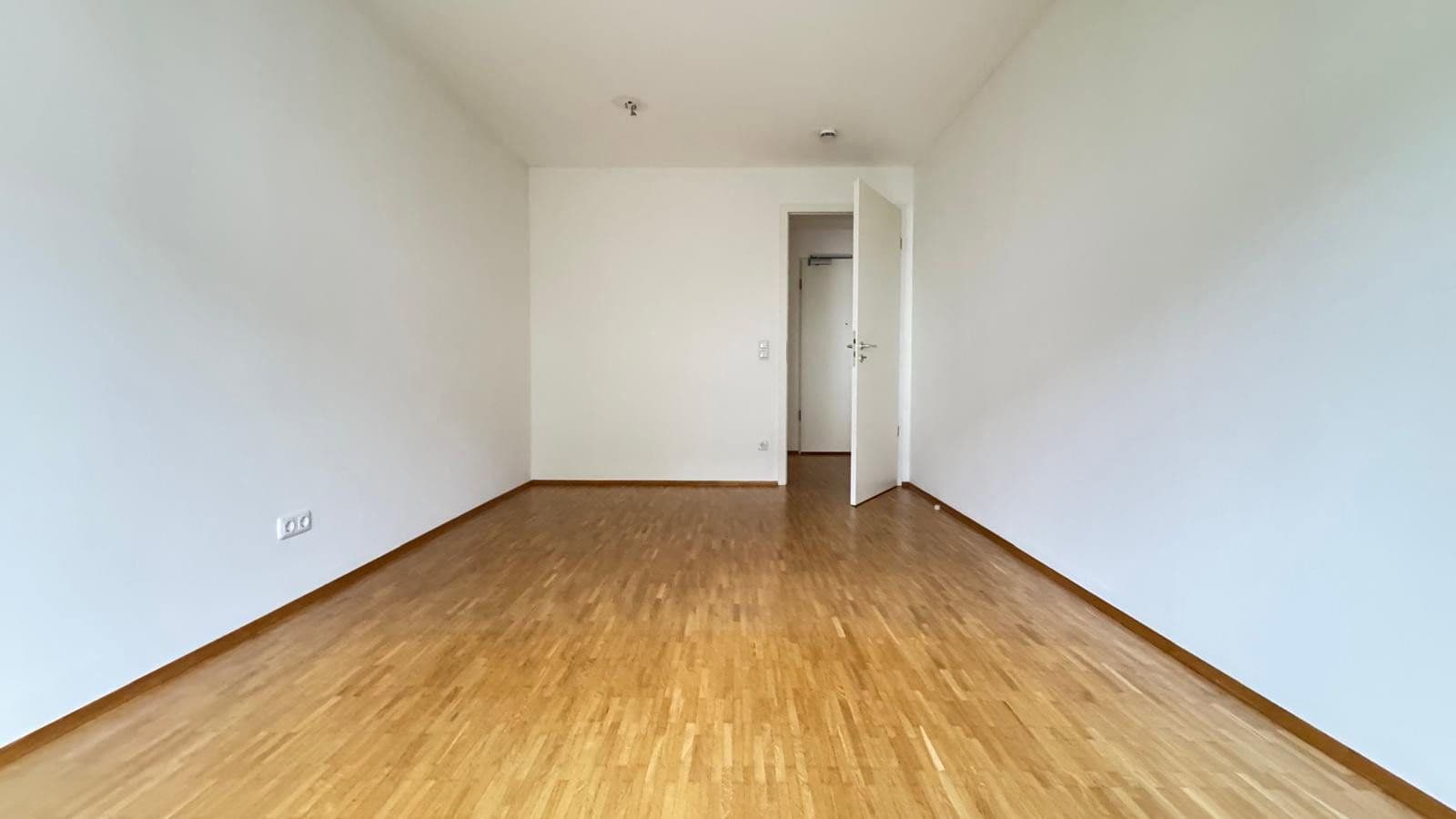 Pronájem bytu 2+1 55 m², Methfesselstr. 3, München, Bavorsko Pronájem bytu 2+1 55 m², Methfesselstr. 3, München, Bavorsko