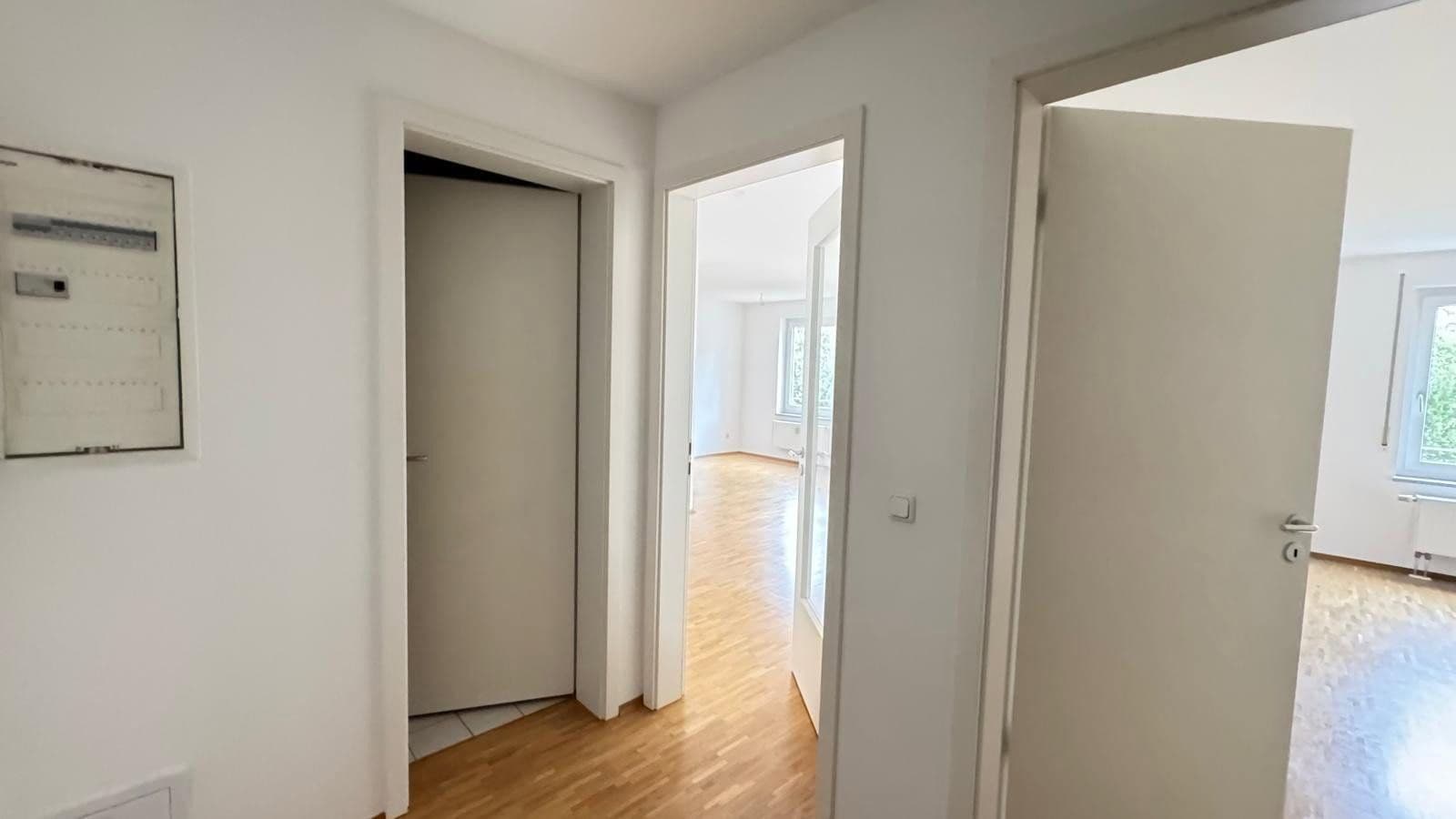 Pronájem bytu 2+1 55 m², Methfesselstr. 3, München, Bavorsko Pronájem bytu 2+1 55 m², Methfesselstr. 3, München, Bavorsko