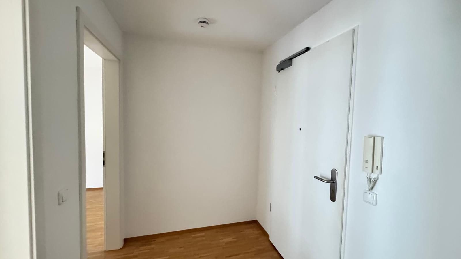 Pronájem bytu 2+1 55 m², Methfesselstr. 3, München, Bavorsko Pronájem bytu 2+1 55 m², Methfesselstr. 3, München, Bavorsko