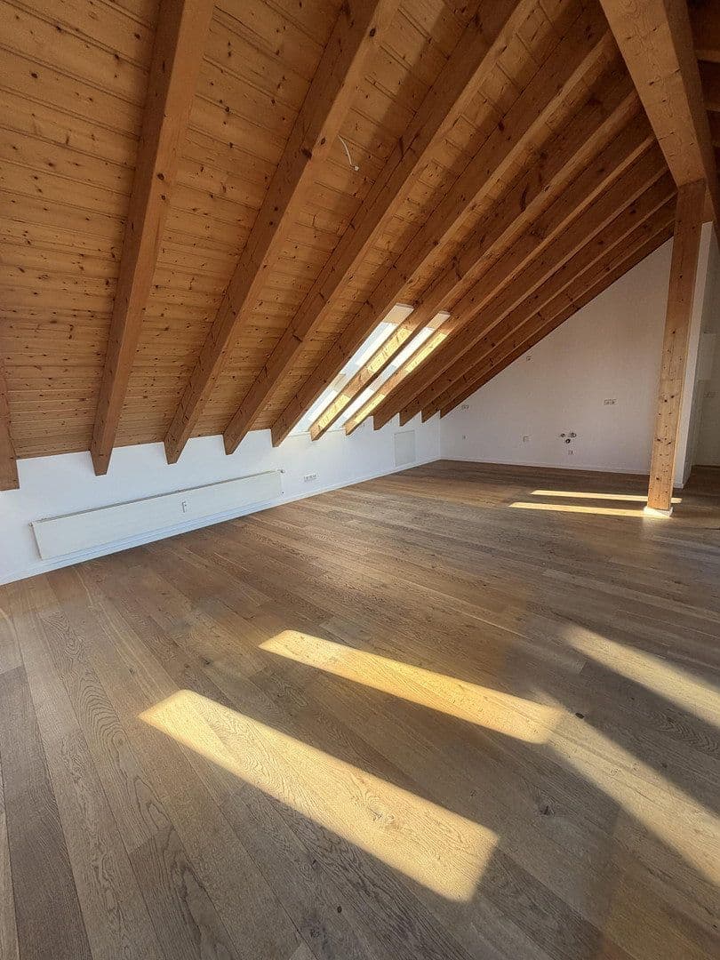 Pronájem bytu 1+kk 85 m², Ludwigshafen, Porýní-Falc Pronájem bytu 1+kk 85 m², Ludwigshafen, Porýní-Falc