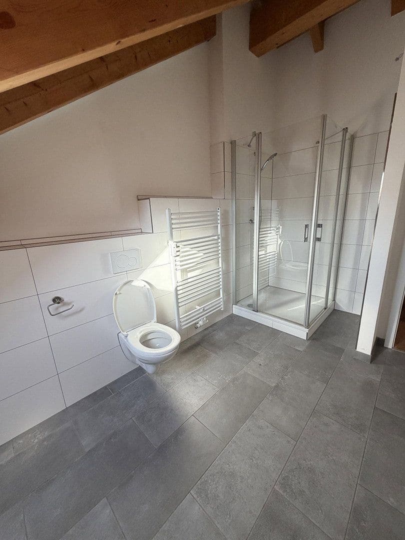 Pronájem bytu 1+kk 85 m², Ludwigshafen, Porýní-Falc Pronájem bytu 1+kk 85 m², Ludwigshafen, Porýní-Falc