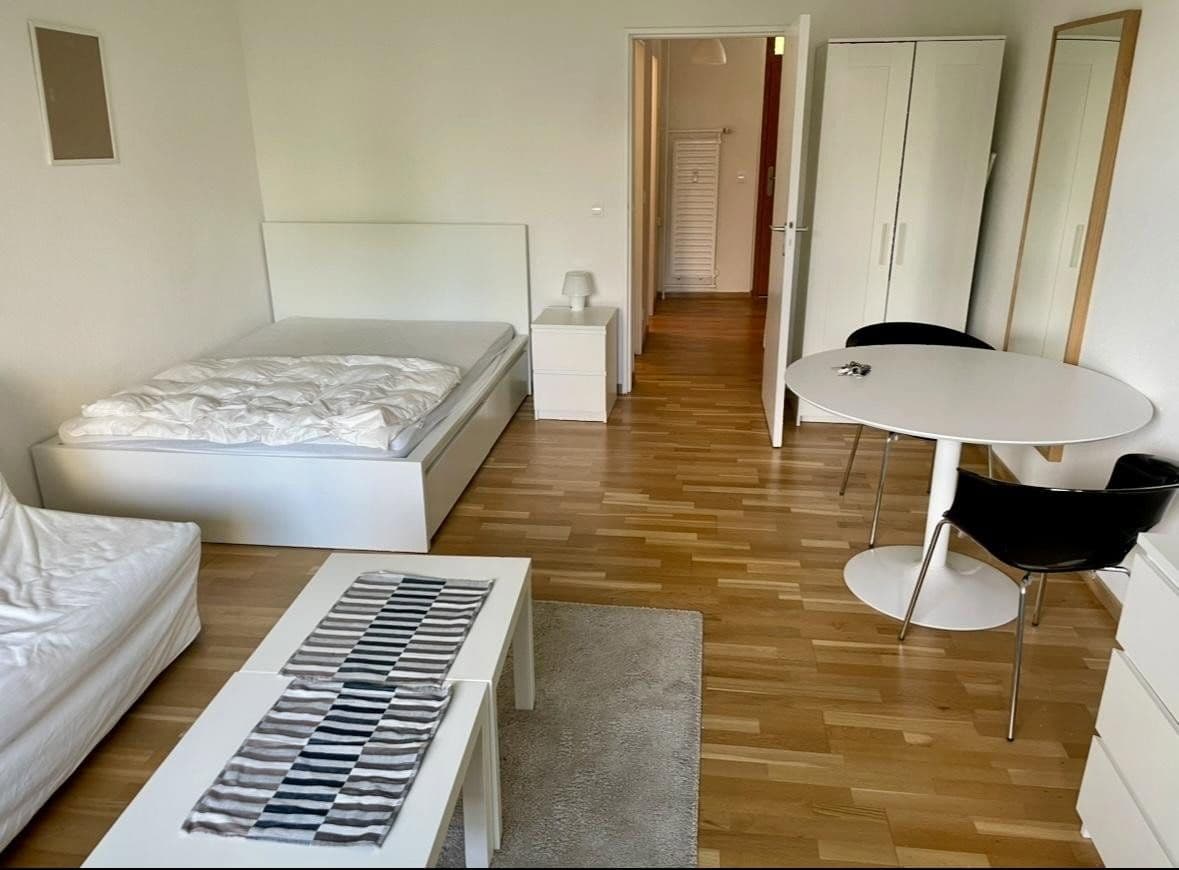 Pronájem bytu 1+1 36 m², Flensburger Straße 21, Berlin, Berlín Pronájem bytu 1+1 36 m², Flensburger Straße 21, Berlin, Berlín