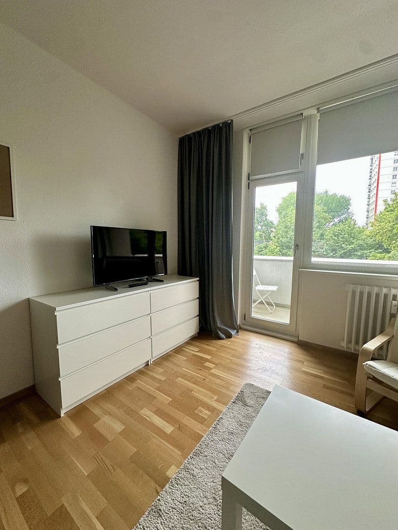 Pronájem bytu 1+1 36 m², Flensburger Straße 21, Berlin, Berlín Pronájem bytu 1+1 36 m², Flensburger Straße 21, Berlin, Berlín