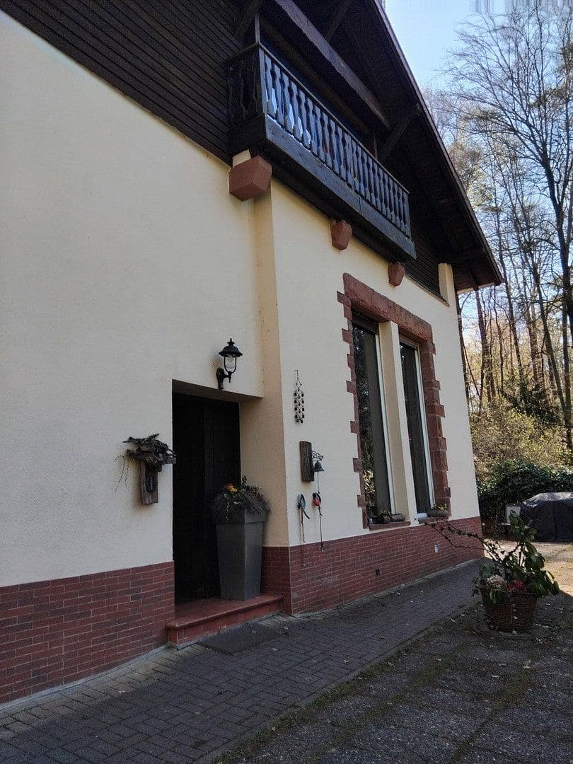 Prodej domu 180 m², pozemek 6.000 m², Lemberg, Porýní-Falc Prodej domu 180 m², pozemek 6.000 m², Lemberg, Porýní-Falc