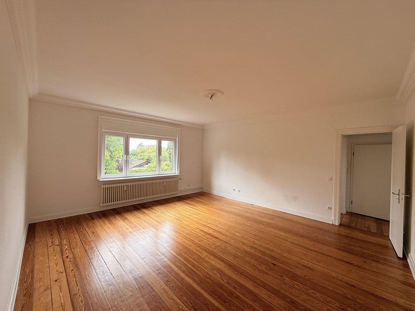 Pronájem bytu 3+1 100 m², Bismarckallee, Ahrensburg, Šlesvicko-Holštýnsko Pronájem bytu 3+1 100 m², Bismarckallee, Ahrensburg, Šlesvicko-Holštýnsko