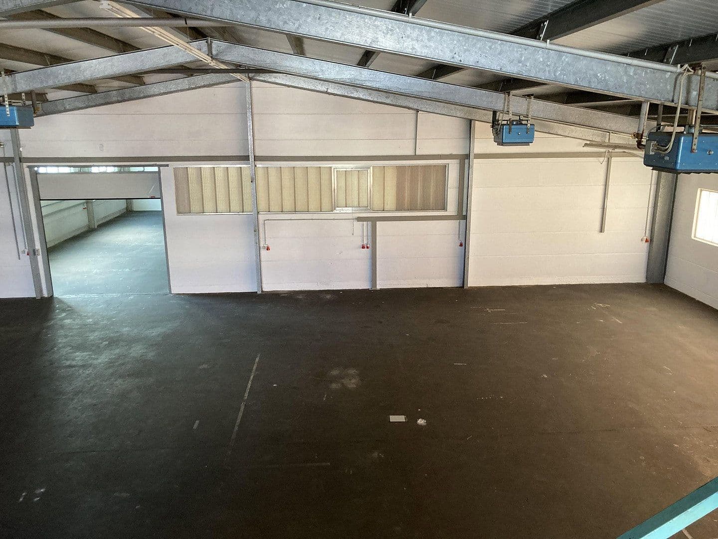 Pronájem nebytového prostoru 1.500 m², Die Ammenwiese 9, Bürstadt, Hessen Pronájem nebytového prostoru 1.500 m², Die Ammenwiese 9, Bürstadt, Hessen