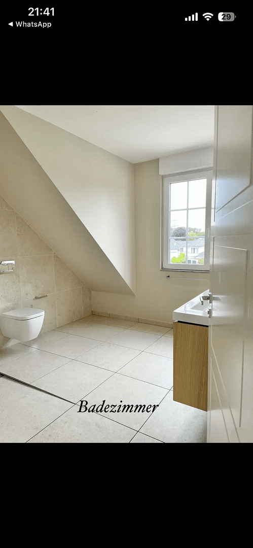 Pronájem bytu 2+kk 85 m², Meerbuscher Straße 283, Meerbusch, Severní Porýní-Vestfálsko Pronájem bytu 2+kk 85 m², Meerbuscher Straße 283, Meerbusch, Severní Porýní-Vestfálsko