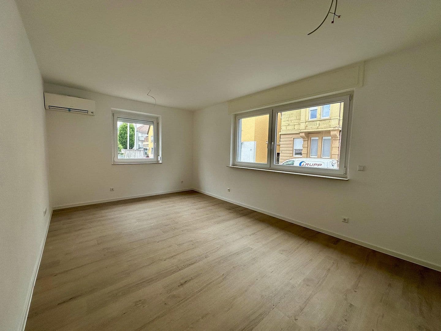 Pronájem bytu 2+1 51 m², Wartbergstraße 17, Heilbronn, Bádensko-Württembersko Pronájem bytu 2+1 51 m², Wartbergstraße 17, Heilbronn, Bádensko-Württembersko