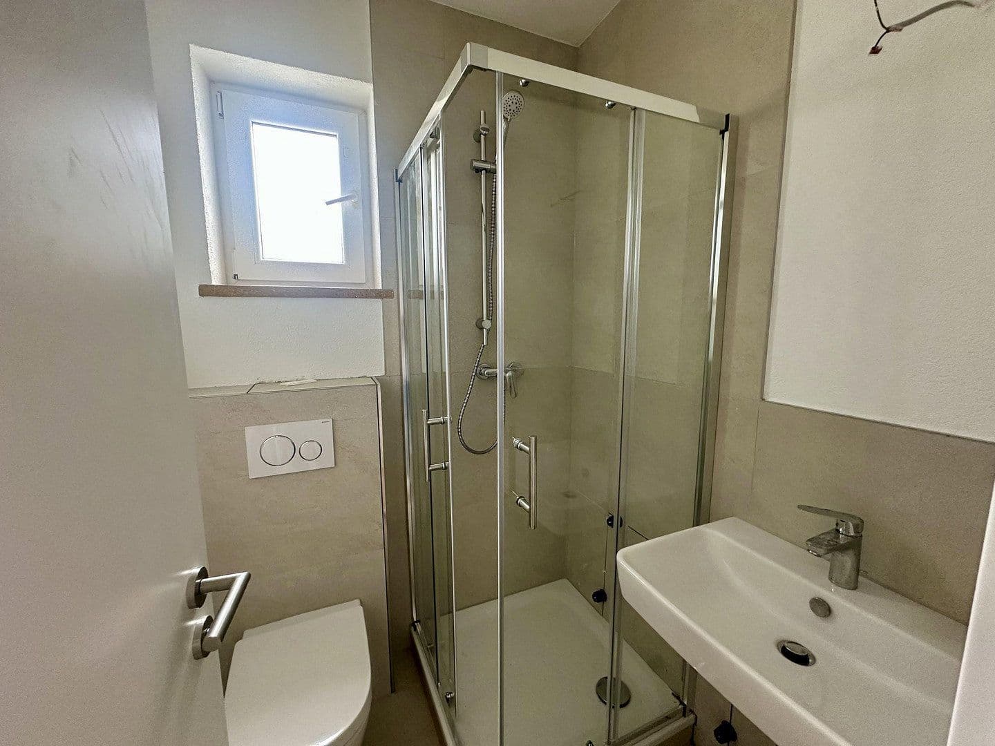 Pronájem bytu 2+1 51 m², Wartbergstraße 17, Heilbronn, Bádensko-Württembersko Pronájem bytu 2+1 51 m², Wartbergstraße 17, Heilbronn, Bádensko-Württembersko