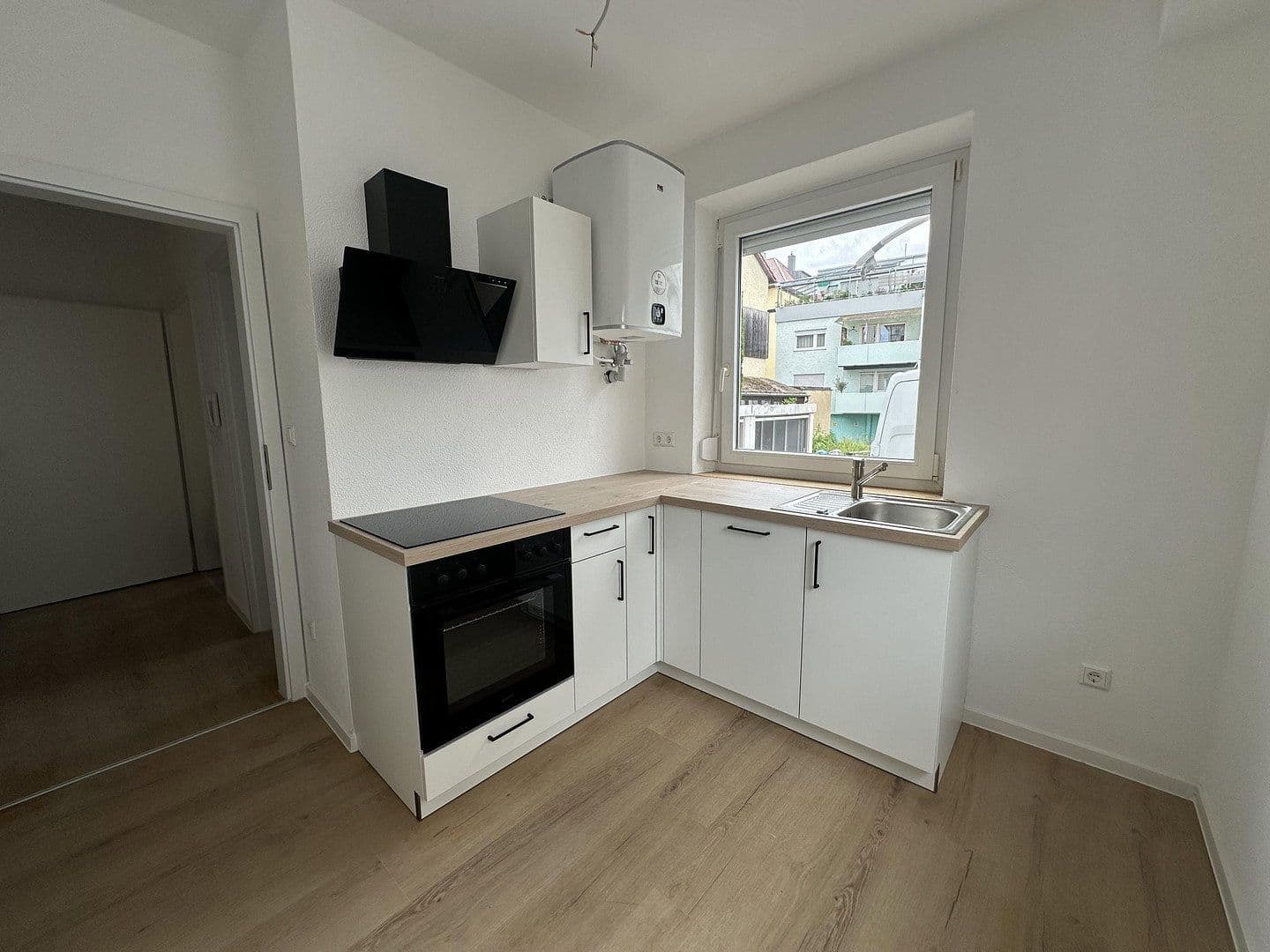 Pronájem bytu 2+1 51 m², Wartbergstraße 17, Heilbronn, Bádensko-Württembersko Pronájem bytu 2+1 51 m², Wartbergstraße 17, Heilbronn, Bádensko-Württembersko