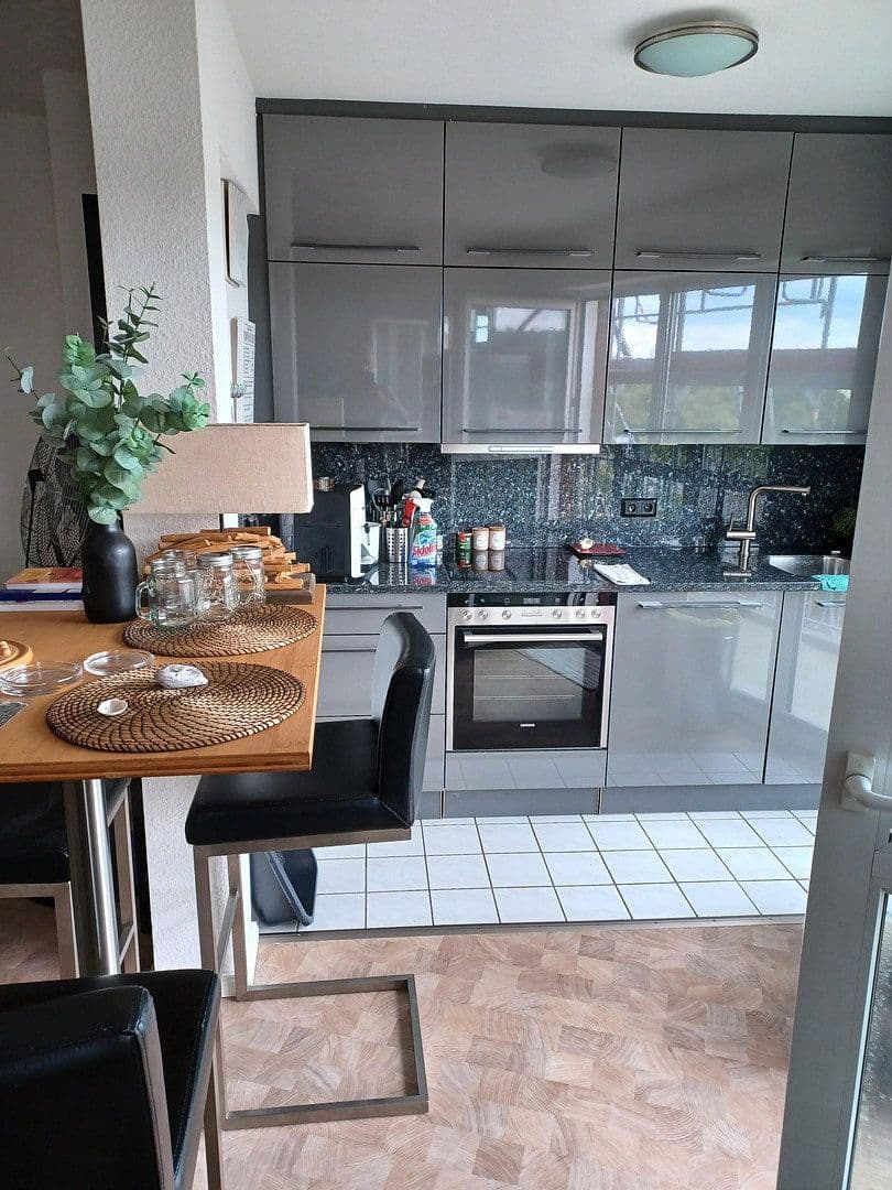 Pronájem bytu 1+kk 46 m², Sörensenstr.44, Kiel, Šlesvicko-Holštýnsko Pronájem bytu 1+kk 46 m², Sörensenstr.44, Kiel, Šlesvicko-Holštýnsko