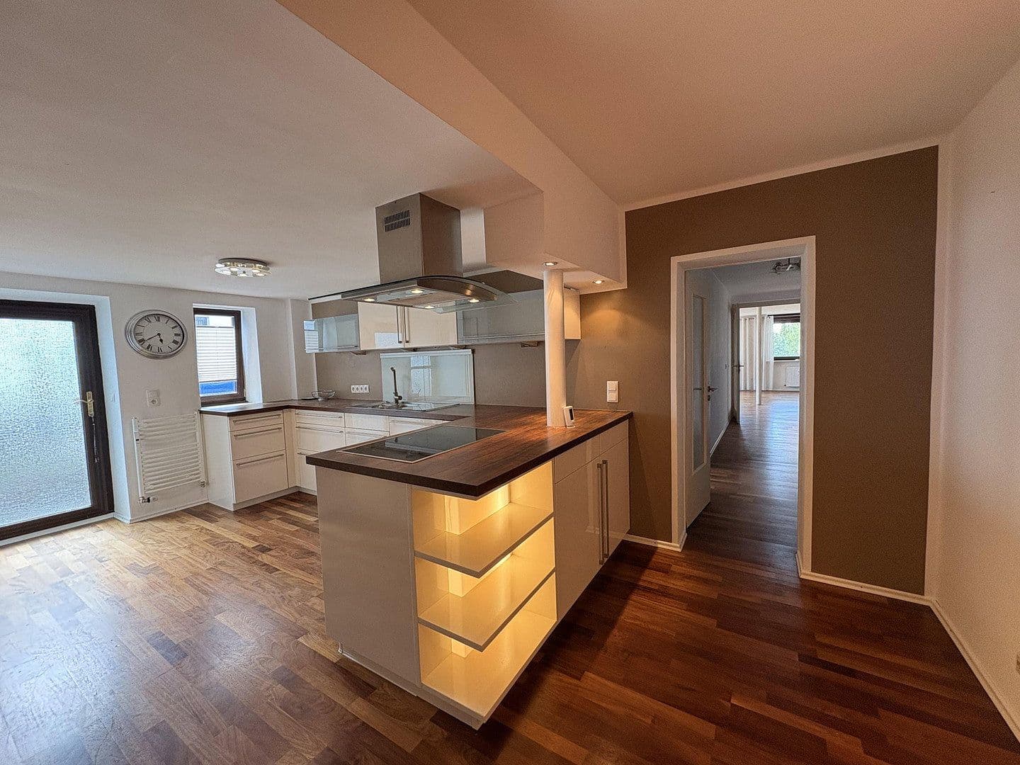 Prodej bytu 4+kk 134 m², Inning am Ammersee, Bavorsko Prodej bytu 4+kk 134 m², Inning am Ammersee, Bavorsko