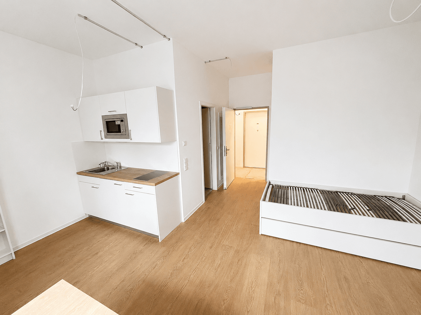 Pronájem bytu 1+1 37 m², Frankfurt, Hessen Pronájem bytu 1+1 37 m², Frankfurt, Hessen