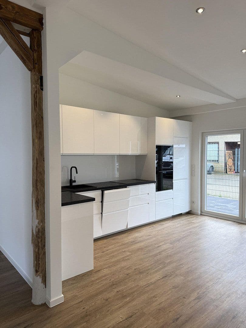 Pronájem bytu 3+1 79 m², Theodorstraße 41 i, Hamburg, Hamburg Pronájem bytu 3+1 79 m², Theodorstraße 41 i, Hamburg, Hamburg