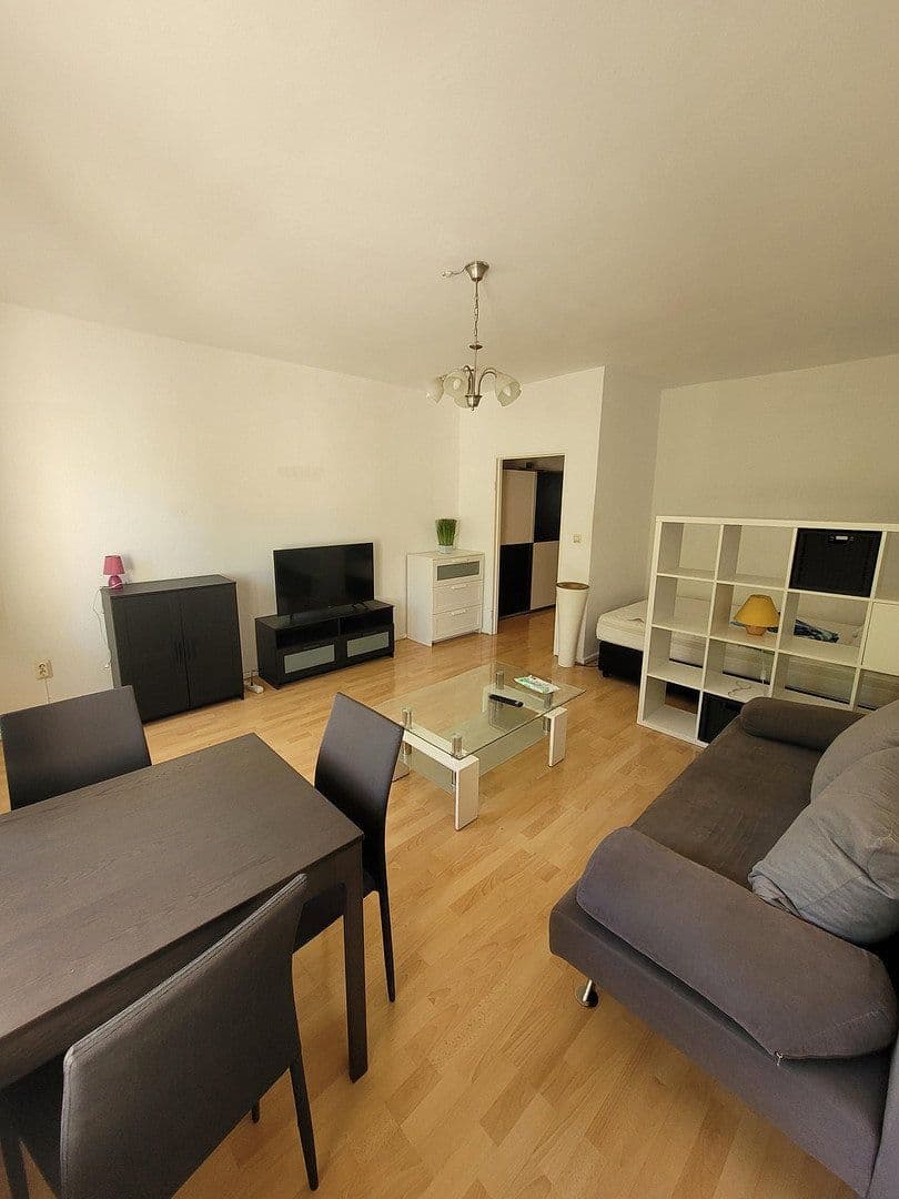 Prodej bytu 1+1 43 m², Berlin, Berlín Prodej bytu 1+1 43 m², Berlin, Berlín
