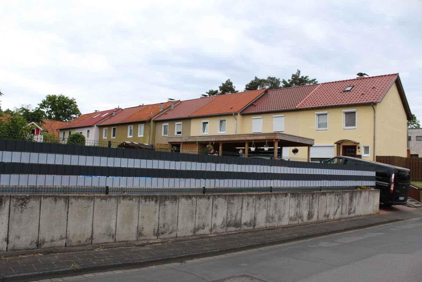 Prodej domu 84 m², pozemek 214 m², Albert-Schweizer-Straße 25, Gifhorn, Dolní Sasko Prodej domu 84 m², pozemek 214 m², Albert-Schweizer-Straße 25, Gifhorn, Dolní Sasko