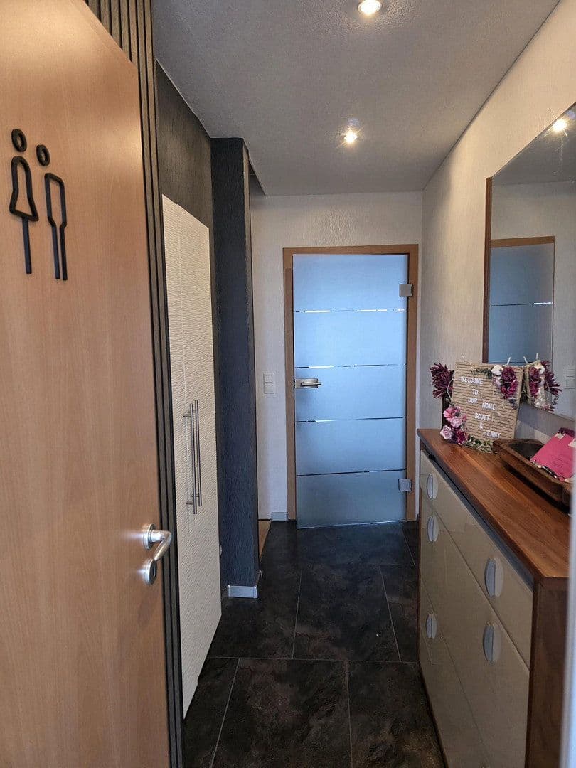 Prodej domu 152 m², pozemek 175 m², Aschaffenburg, Bavorsko Prodej domu 152 m², pozemek 175 m², Aschaffenburg, Bavorsko