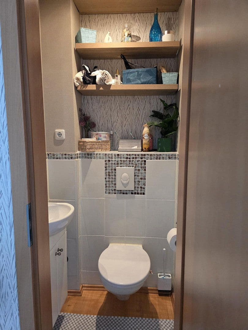 Prodej domu 152 m², pozemek 175 m², Aschaffenburg, Bavorsko Prodej domu 152 m², pozemek 175 m², Aschaffenburg, Bavorsko